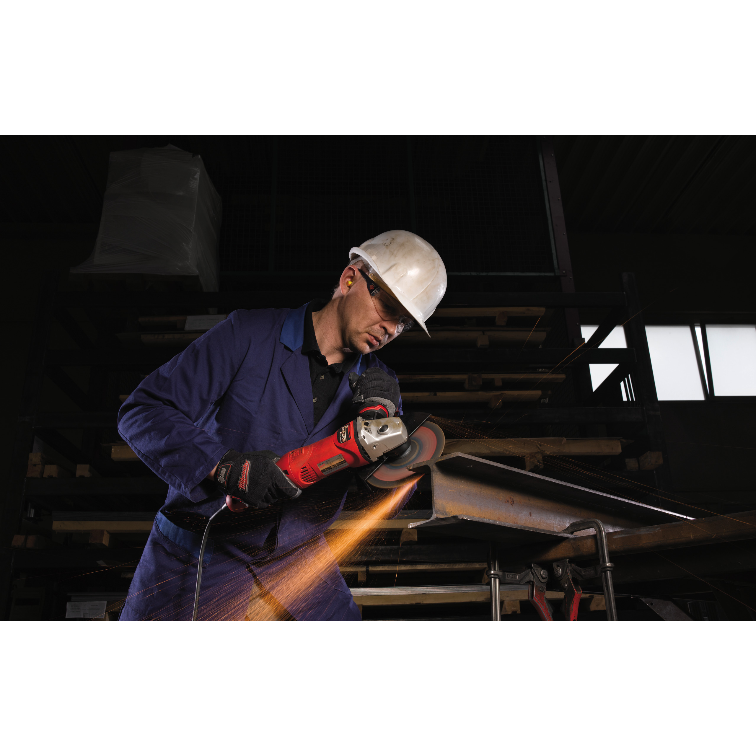 Milwaukee Winkelschleifer mit Totmannschalter AGV17-180XCProTector/Totmannschalter