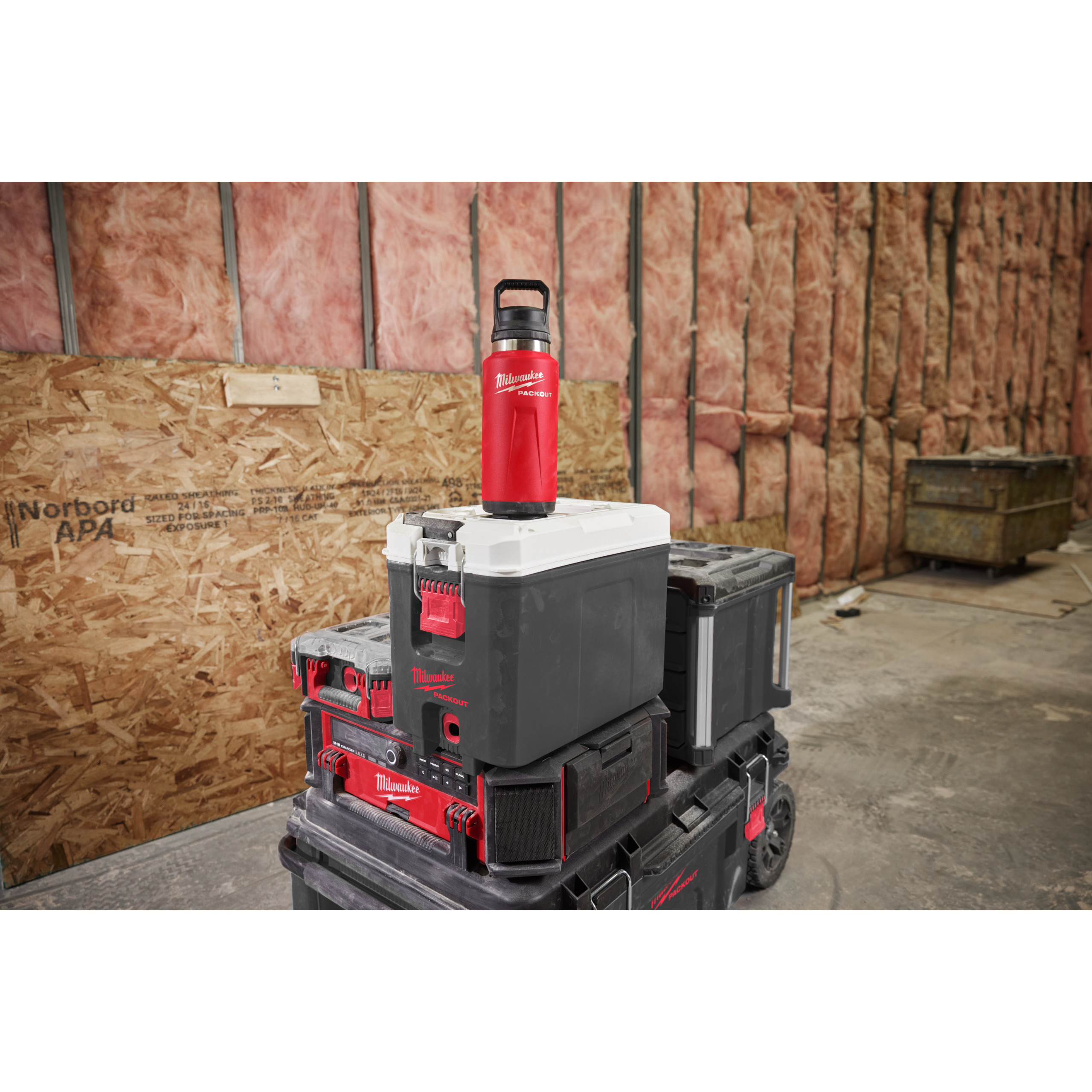 Milwaukee Thermosflasche 1065 ml mit Schraubdeckel, rot ﻿PACKOUT Isolierflasche