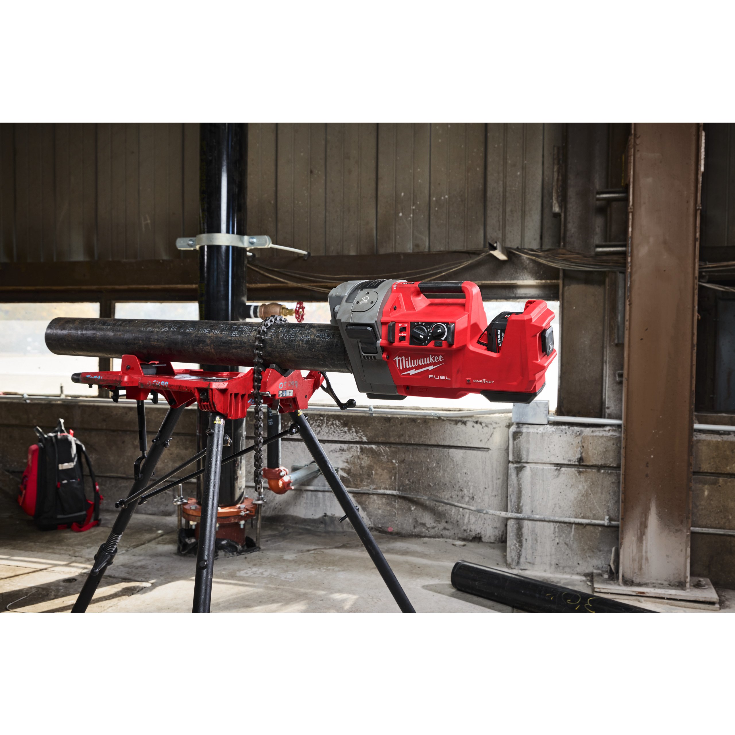 Milwaukee Akku-Rollnutmaschine M18 FUEL mit ONE-KEY M18FRGRO114-802C