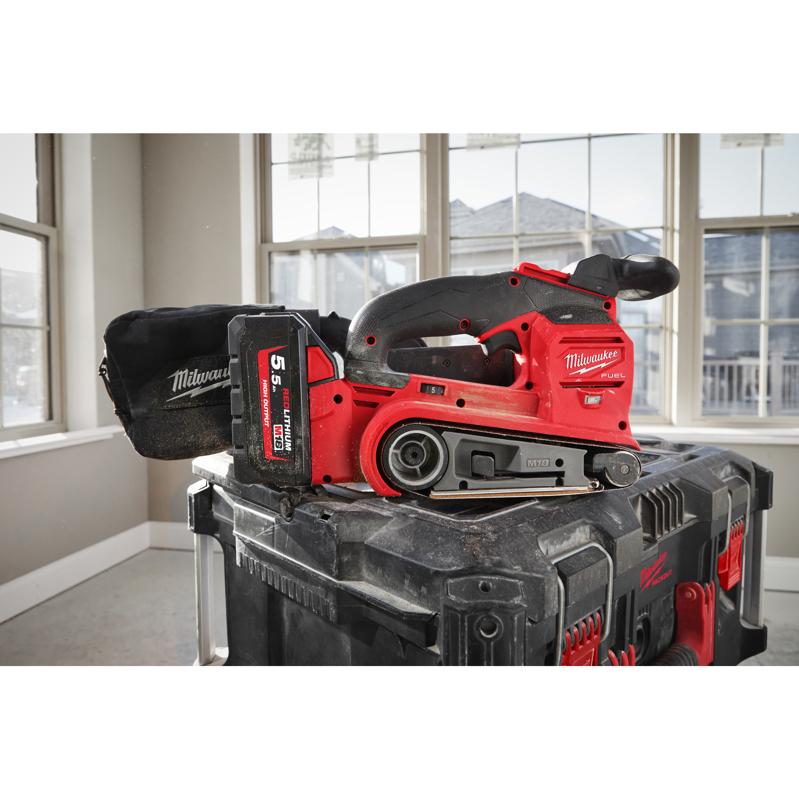 Milwaukee Akku-Bandschleifer M18 FUEL M18FBTS75-0