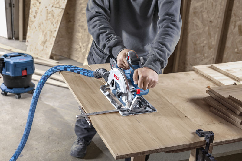 Anwendungsbild, Kreissäge, Stichsäge, Holzplatten, Holzarbeiten, Werkzeug
