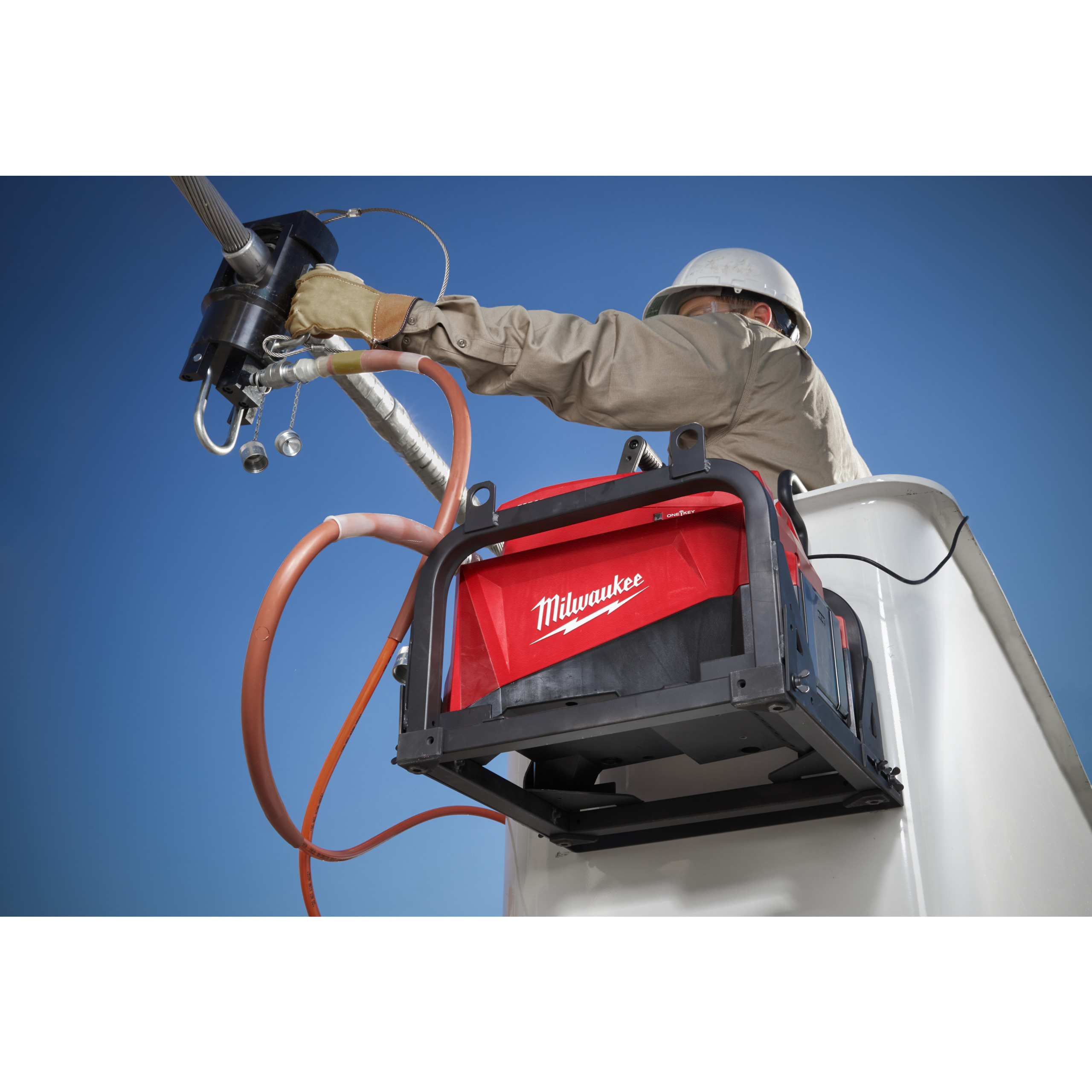 Milwaukee Akku-Hydraulikpumpe M18 M18HUP700-121