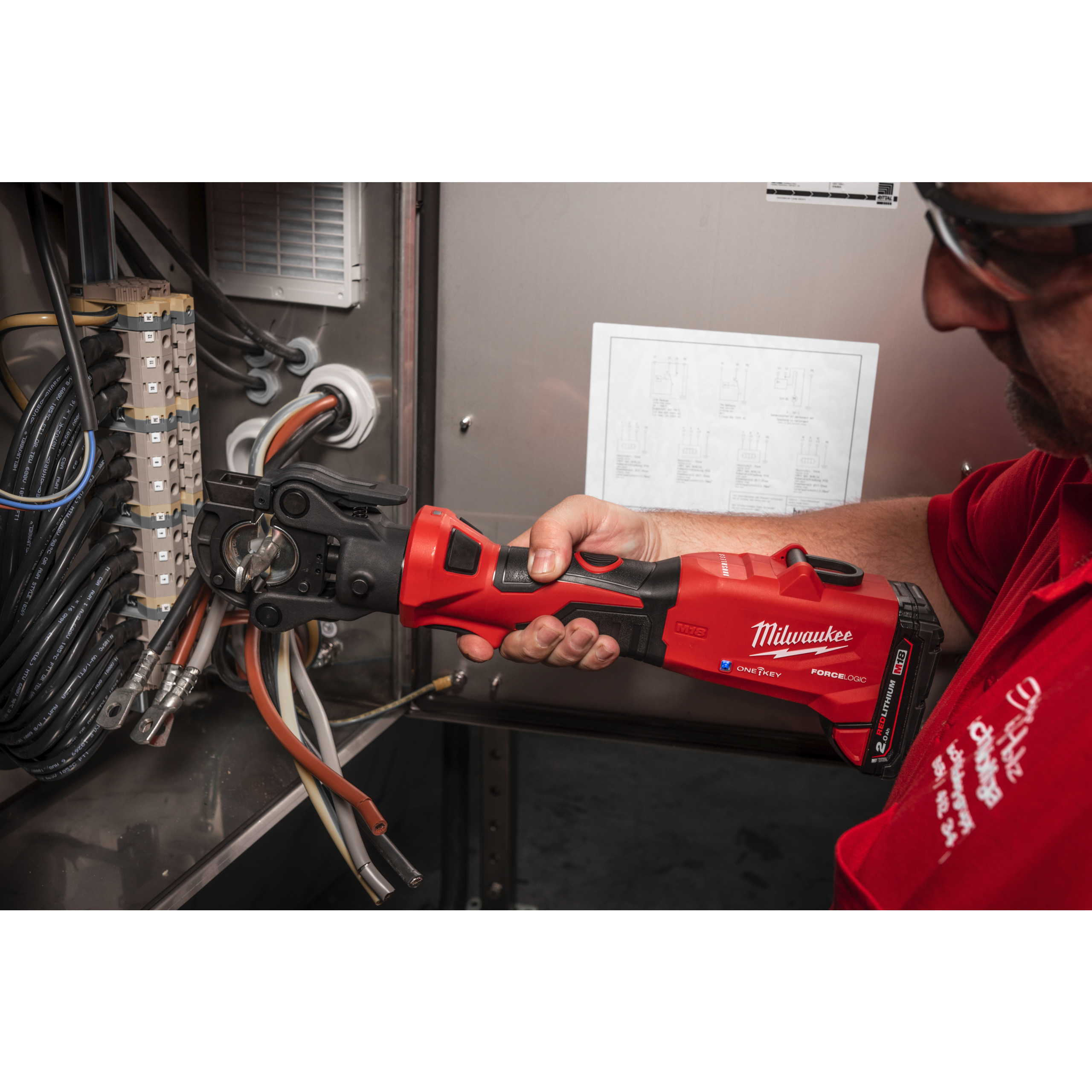 Milwaukee Akku-Presswerkzeug M18 ONE KEY M18ONEHCCT-202C