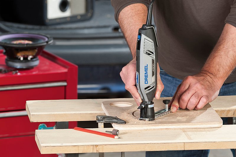 Dremel Fräsvorsatz für Keramik-Wandfliesen