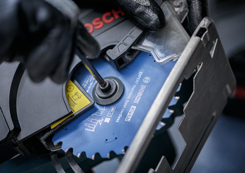 Detailbild, Kreisbohrer, Sägeblatt, Bosch, Elektrische Säge, Metallbausatz