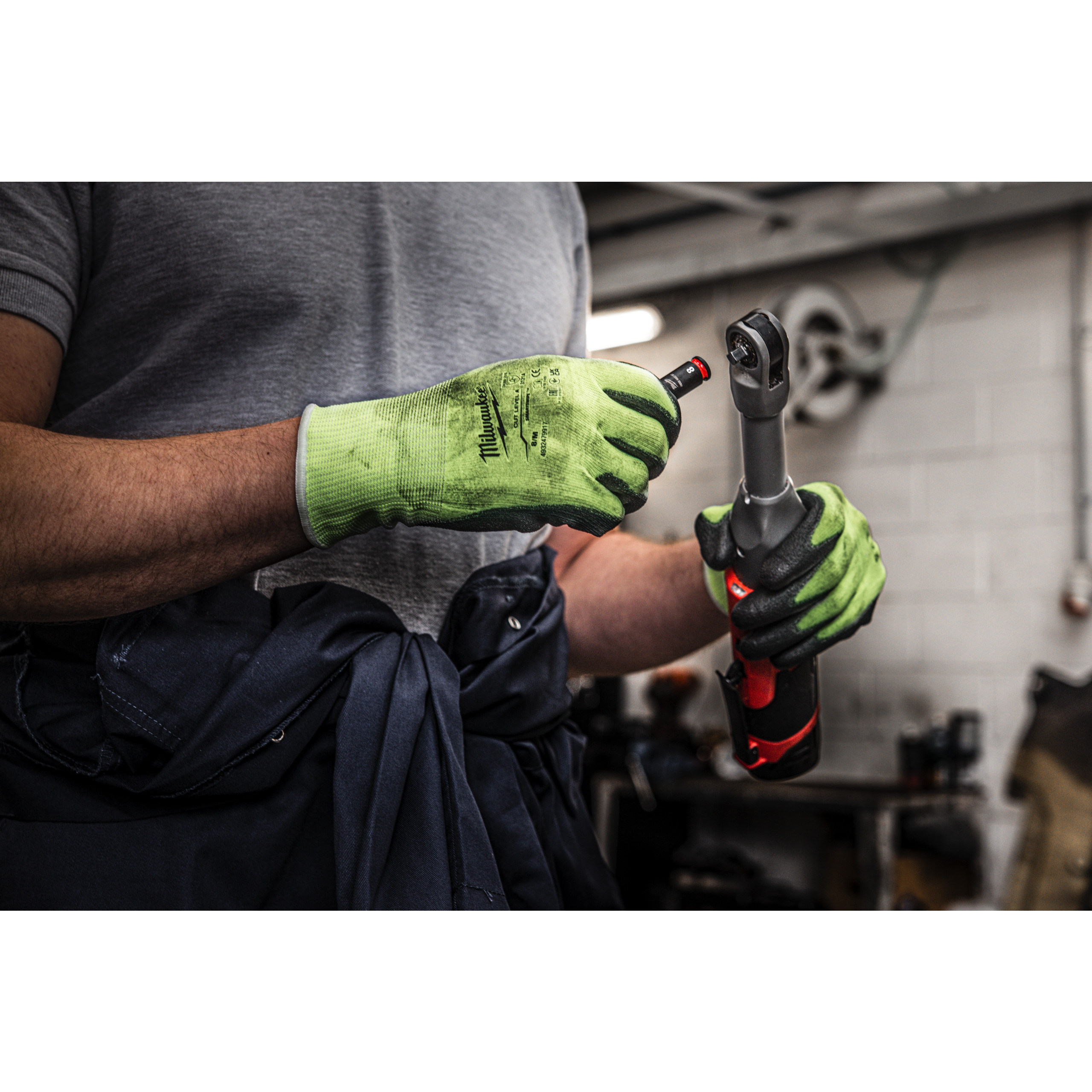 Milwaukee Schlagnuss 3/8" 13 x 32 mm SHOCKWAVE kurz