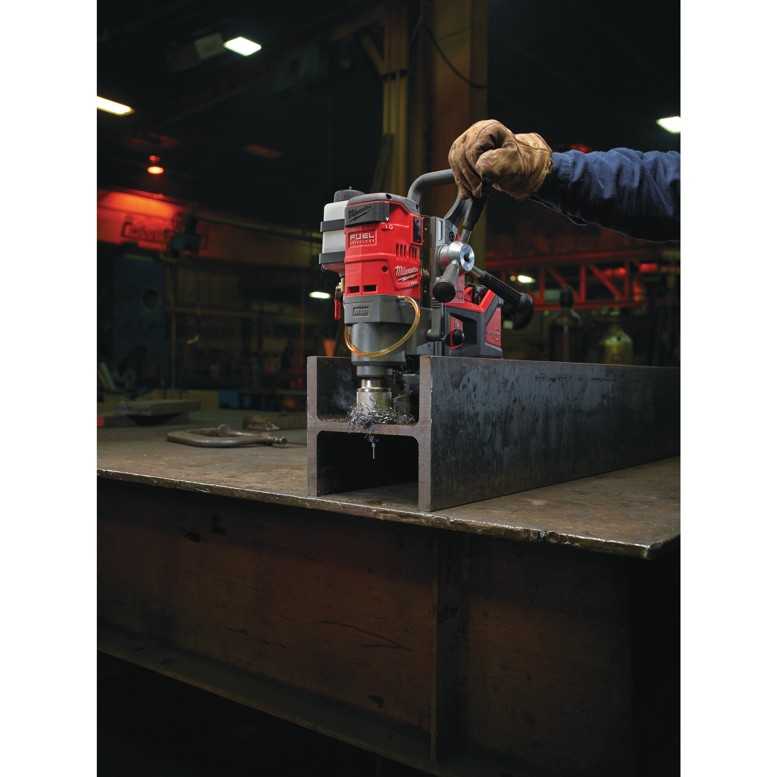 Milwaukee Akku-Magnetkernbohrsystem M18 FUEL M18FMDP-502C