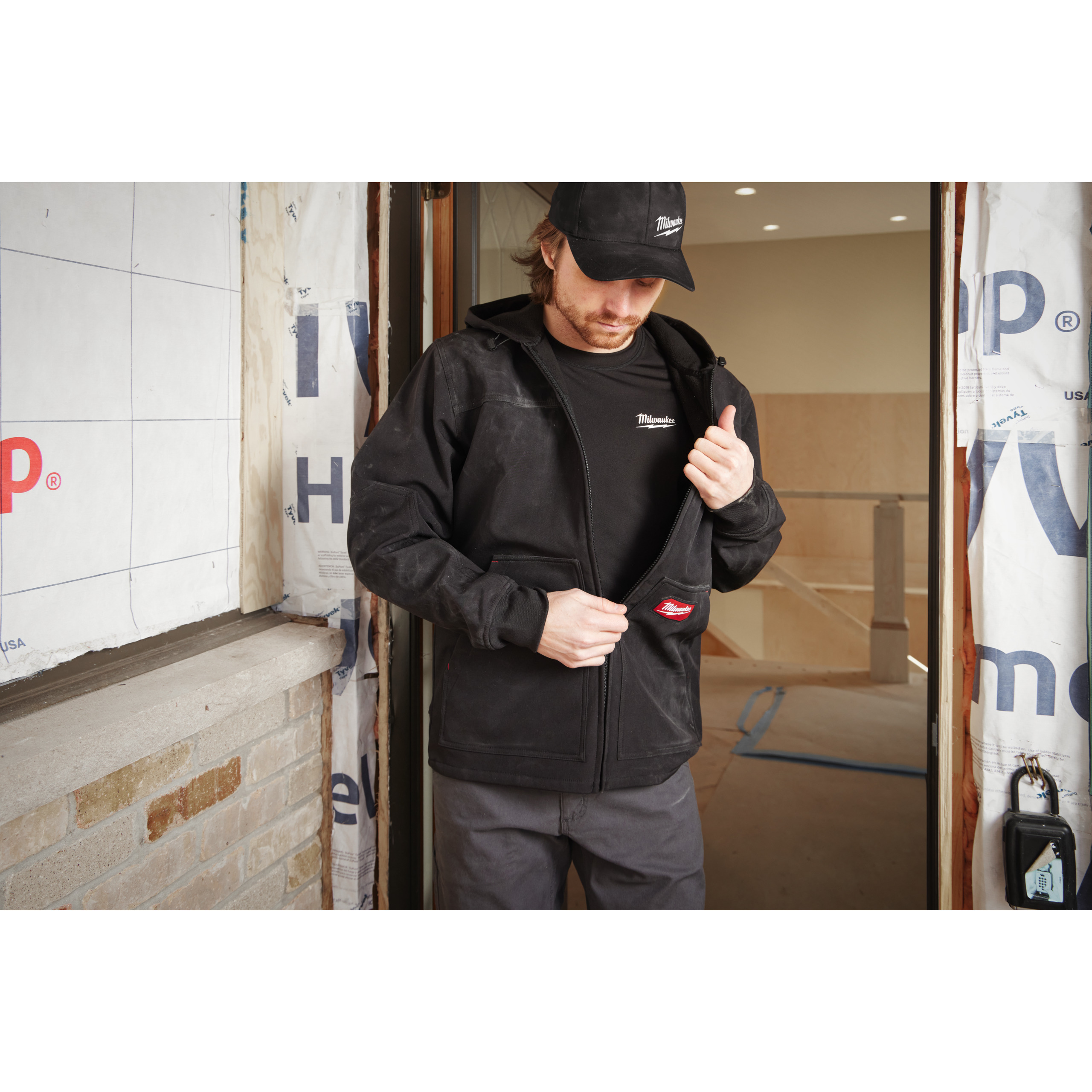 Milwaukee Softshell Kapuzen-Jacke Größe M FREEFLEX schwarz