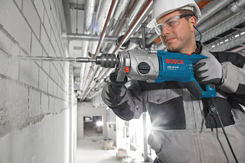 Bosch Schlagbohrmaschine GSB 20-2, mit 7-teiligem Steinbohrer-Set