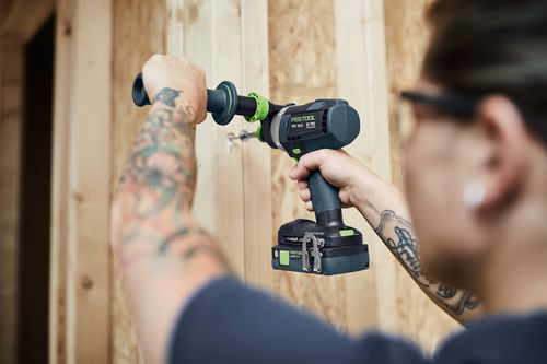 Anwendungsbild Akku-Schlagbohrschrauber QUADRIVE TPC 18/4 5,2/4,0 I-Set