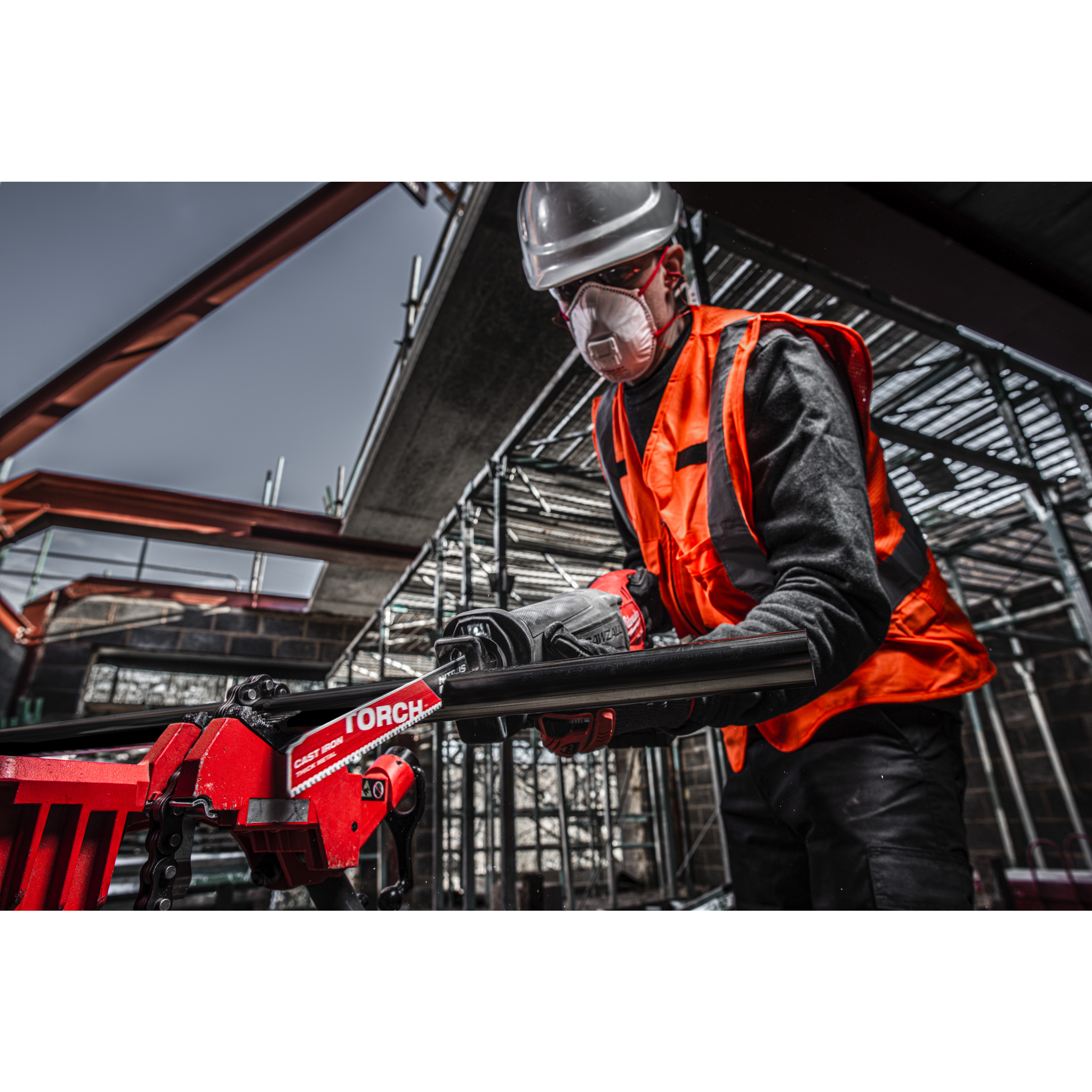 Milwaukee Säbelsägeblatt 230 x 3,2 mm (8 TPI) Metall THE TORCH NITRUS HM-bestückt 5er Pack